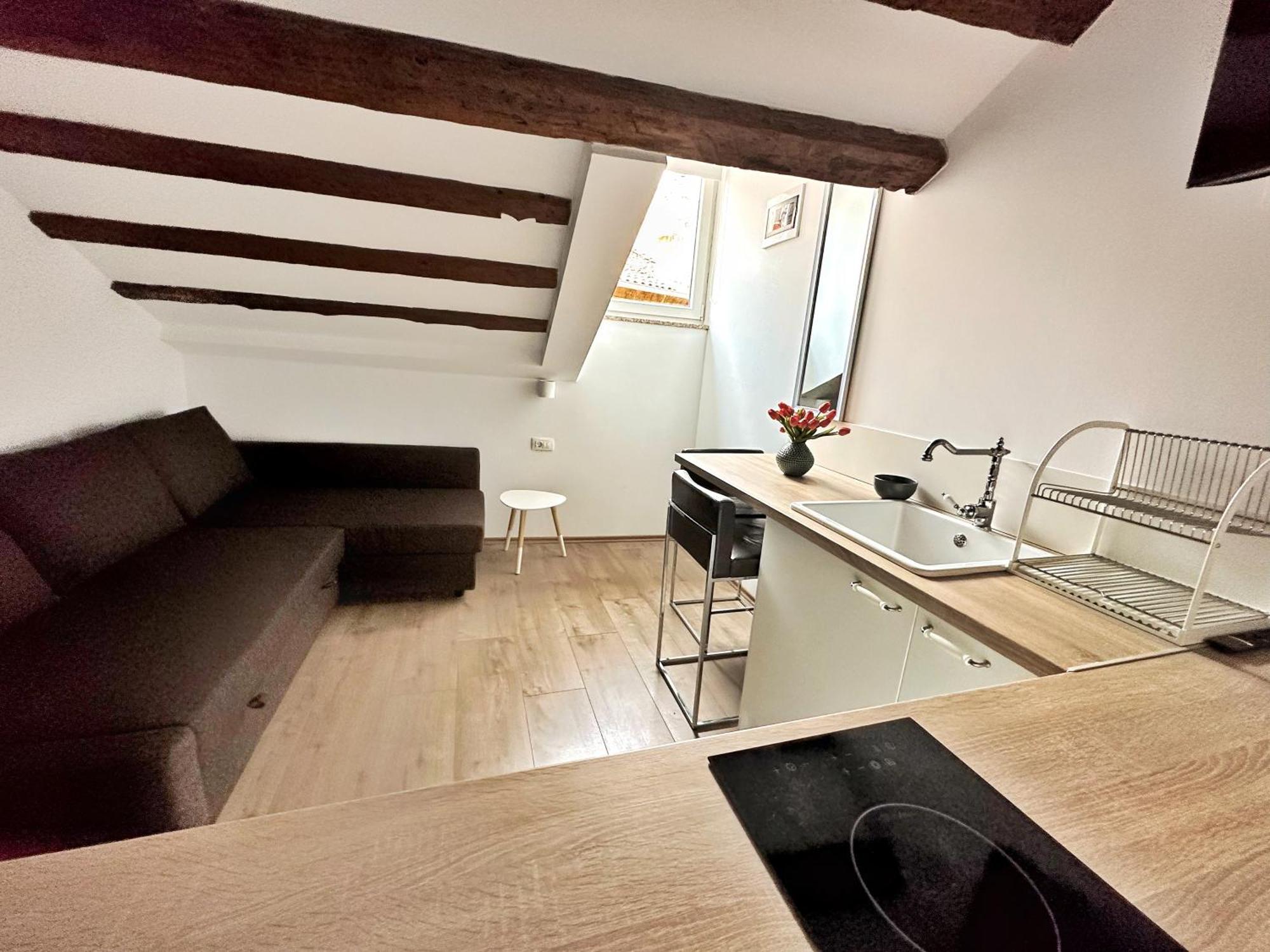 Romeo Apartments Rovigno Εξωτερικό φωτογραφία